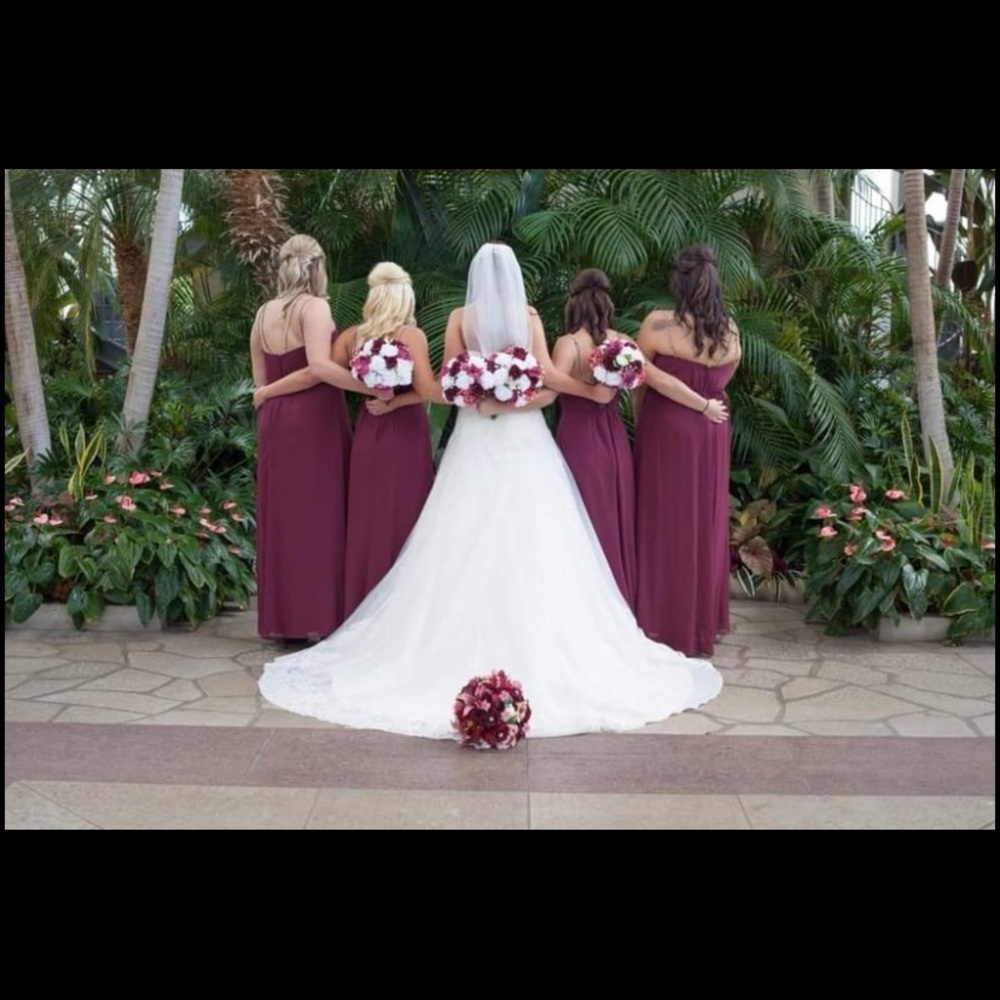 Wedding Dress - Picture 4 of 4